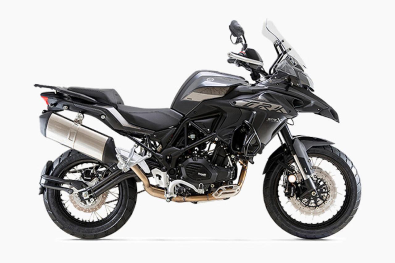 Premium motorcycle reviews under ,000