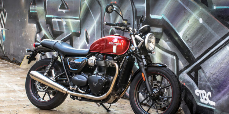 Retro motorcycles best triumph street motorcycle twin via au bikes